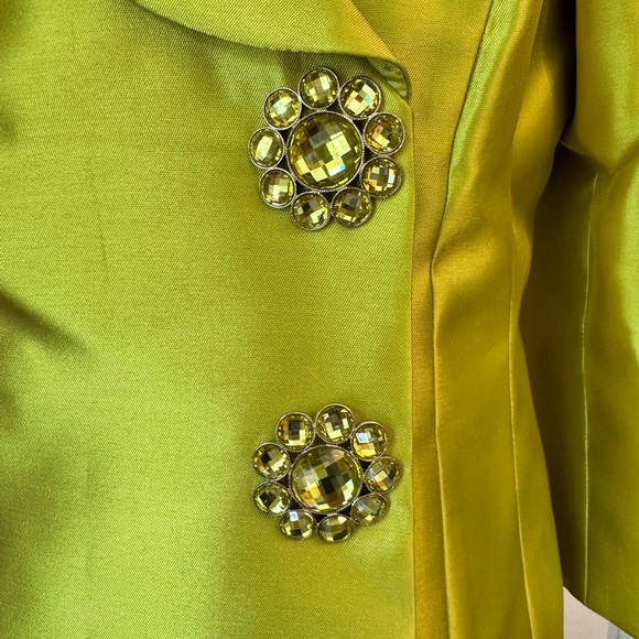 Lily & Taylor New York GORGEOUS LUXURY Women’s Suit 2 pcs Size 6 . Couture - Picture 13 of 17